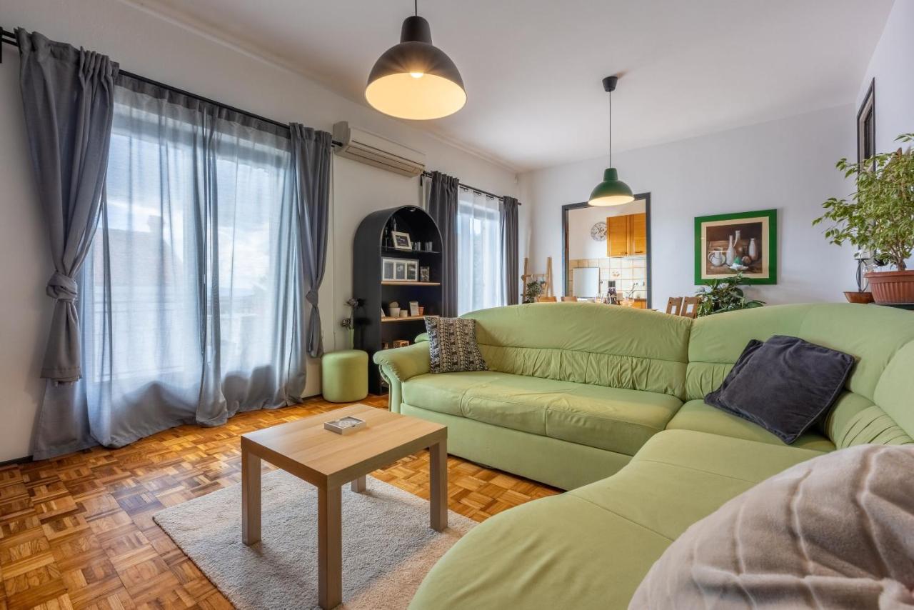 Apartment Suzy Dramalj Exterior photo
